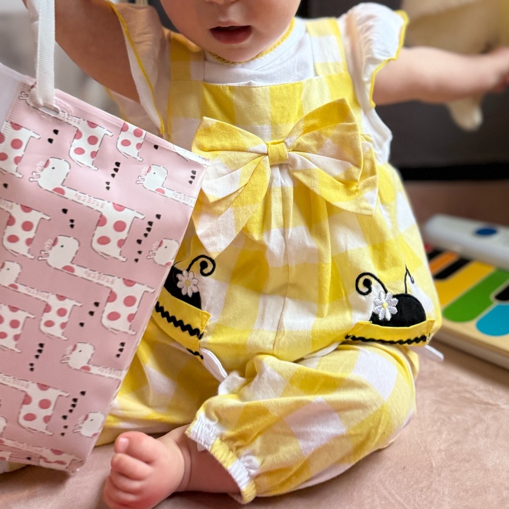 12 month Baby Bee Overalls and short sleeve onesie set 🐝